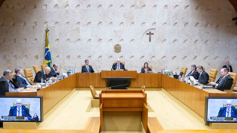 stf-deve-seguir-tendencia-de-reducao-de-penas-mesmo-apos-moraes-suspender-lei-em-casos-do-8/1