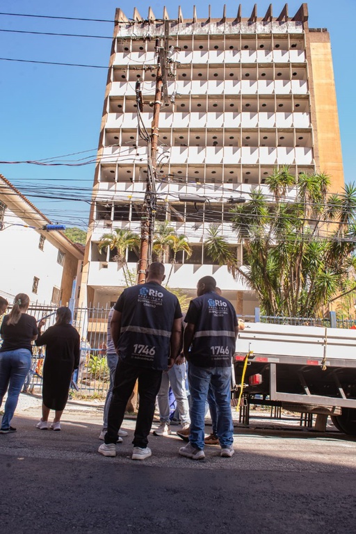 prefeitura-do-rio-interdita-predio-do-inmetro-para-evitar-invasoes