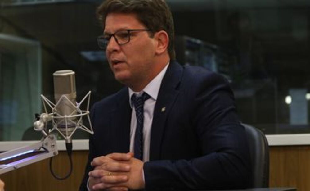 mario-frias-da-nova-versao-sobre-dinheiro-de-vorcaro-depois-de-contradizer-flavio