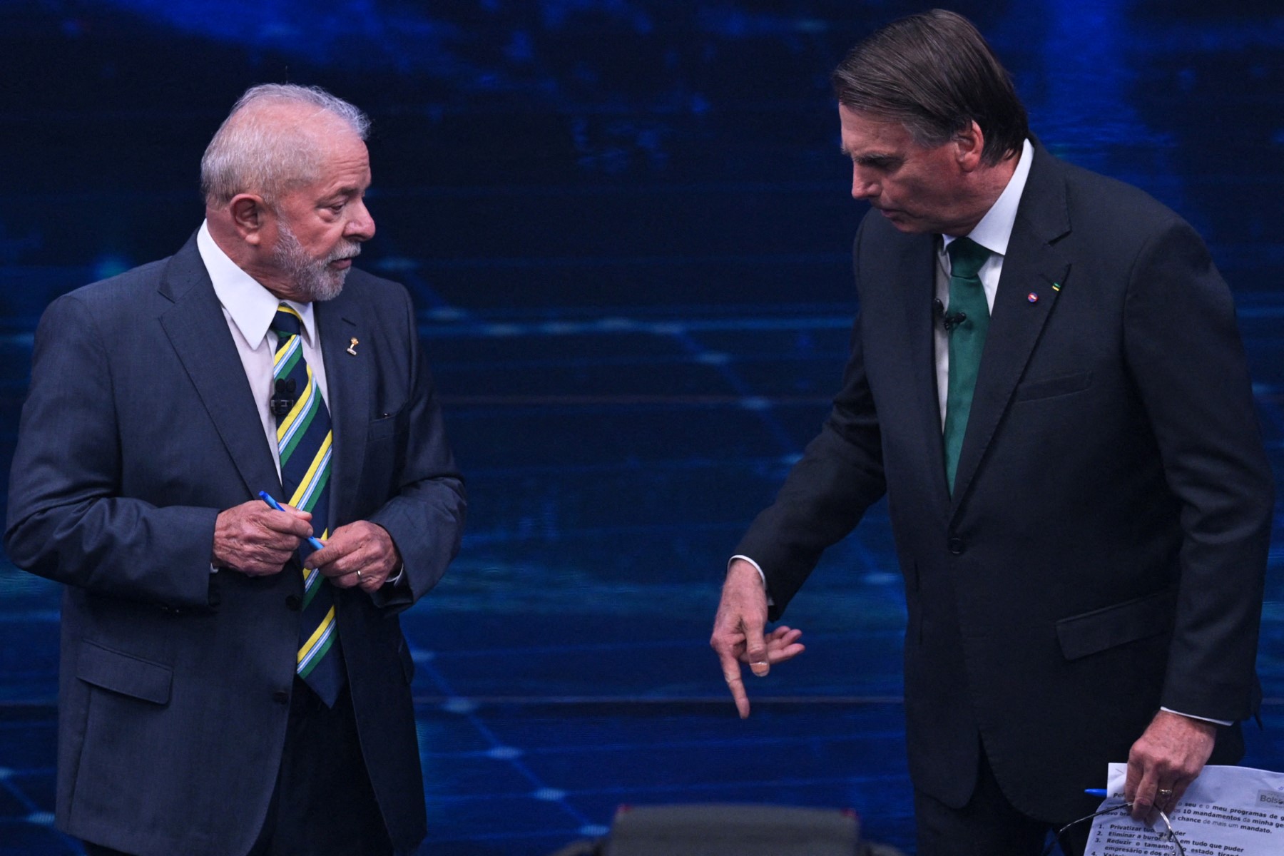 9-de-10-eleitores-dizem-nao-se-arrepender-de-voto-em-lula-ou-bolsonaro-em-2022,-diz-datafolha