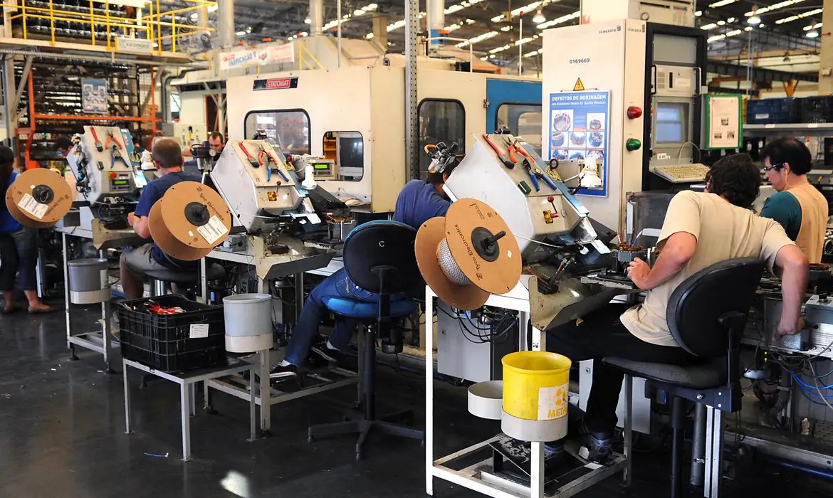 industria-brasileira-esta-perdendo-mercado-interno-para-a-china,-afirmam-entidades-do-setor