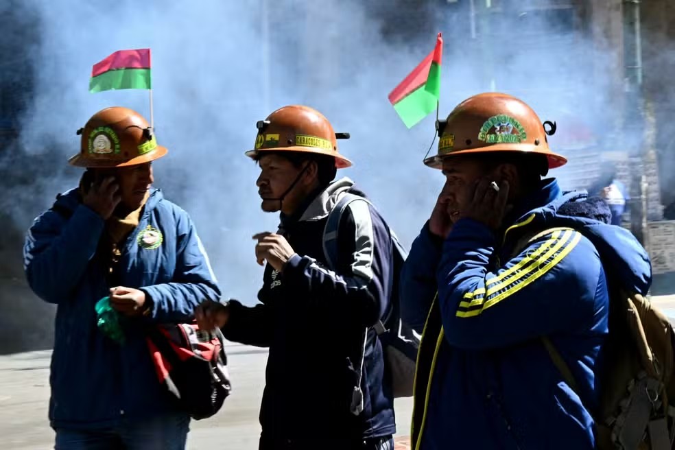 governo-da-bolivia-chega-a-acordo-com-mineiros,-mas-outros-protestos-mantem-la-paz-bloqueada