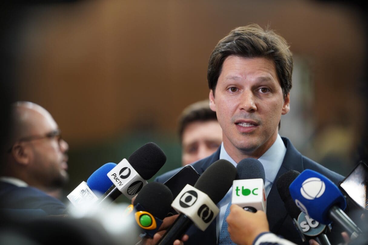 daniel-vilela-lidera-corrida-ao-governo-de-goias-com-20-pontos-de-frente