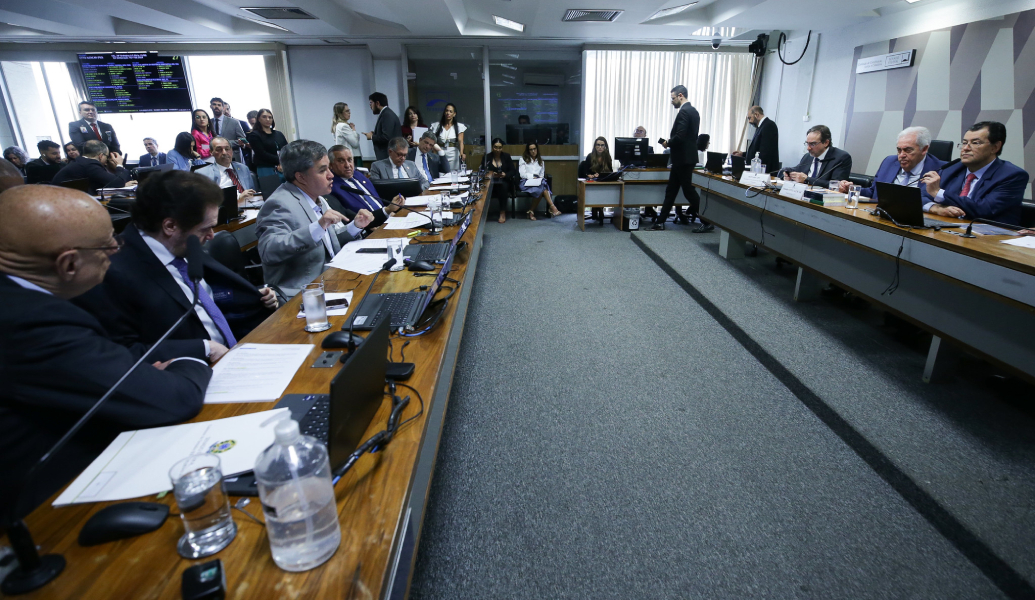 ccj-retoma-debate-sobre-reducao-da-maioridade-penal
