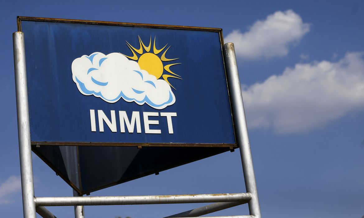 inmet-preve-fim-de-semana-chuvoso-e-temporais-no-sul
