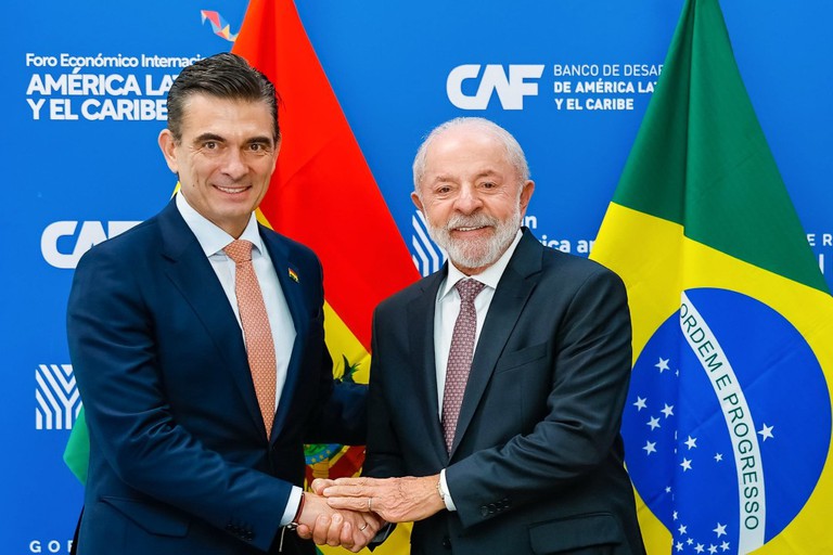 brasil-doou-a-bolivia,-em-carater-humanitario,-16-toneladas-de-arroz,-diz-itamaraty