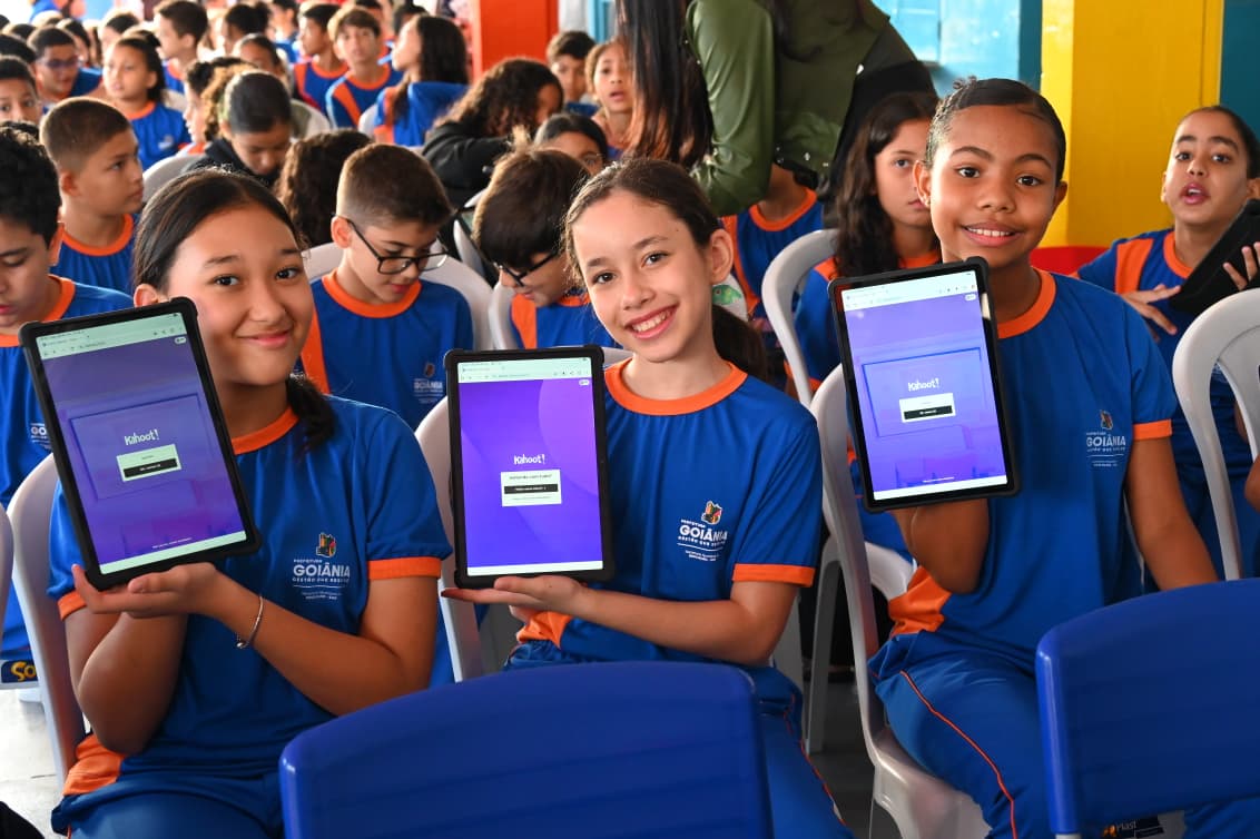 tecnologia:-prefeitura-inicia-entrega-de-tablets-nas-escolas-de-goiania