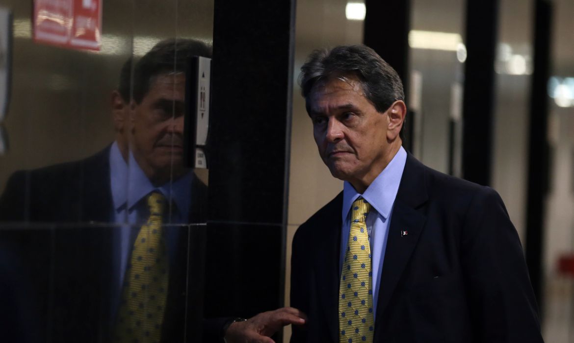 moraes-e-dino-rejeitam-recurso-de-roberto-jefferson-contra-multa