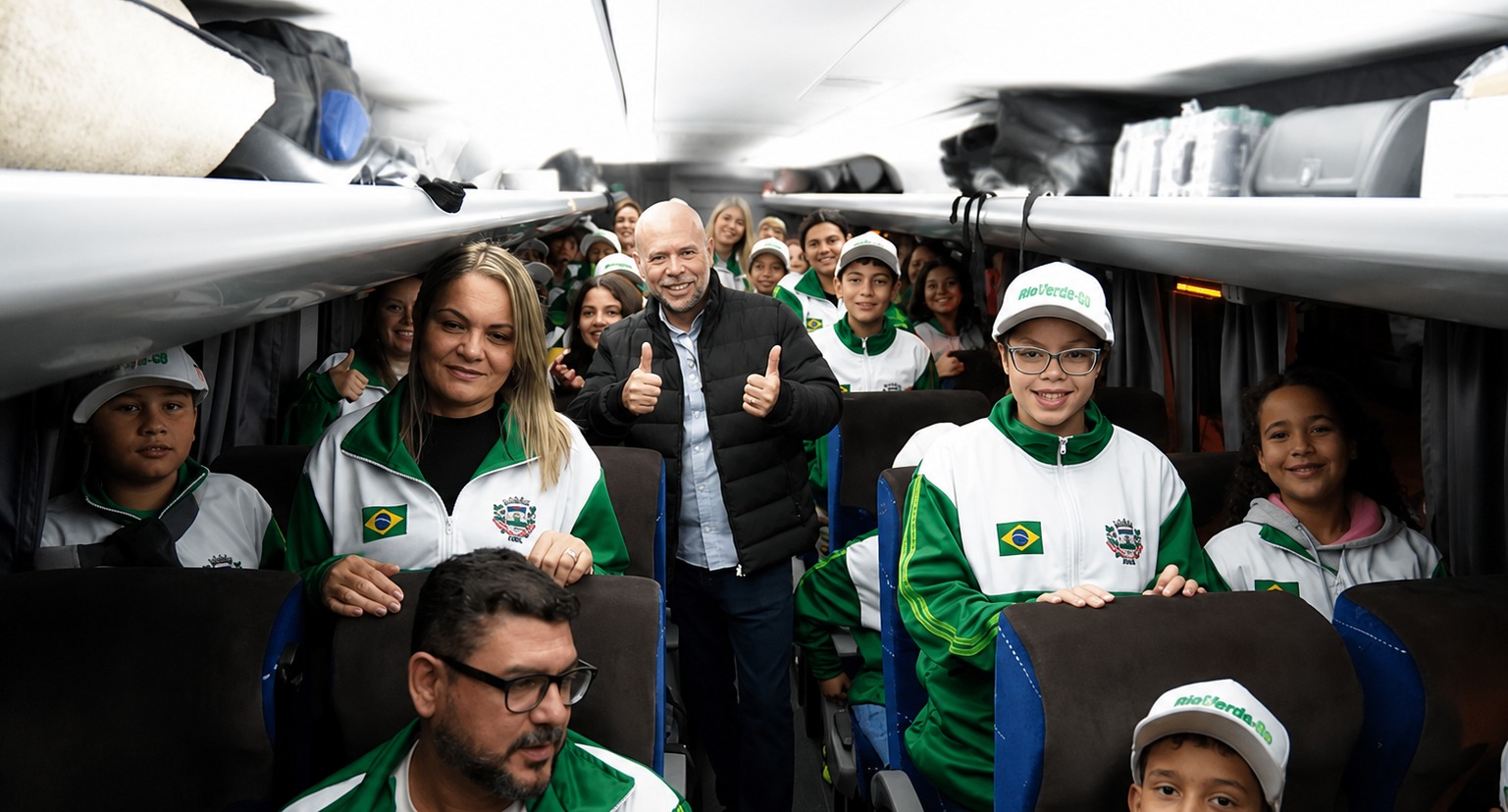 comitiva-‘expedicao-do-saber’,-de-rio-verde,-ja-esta-a-caminho-de-portugal