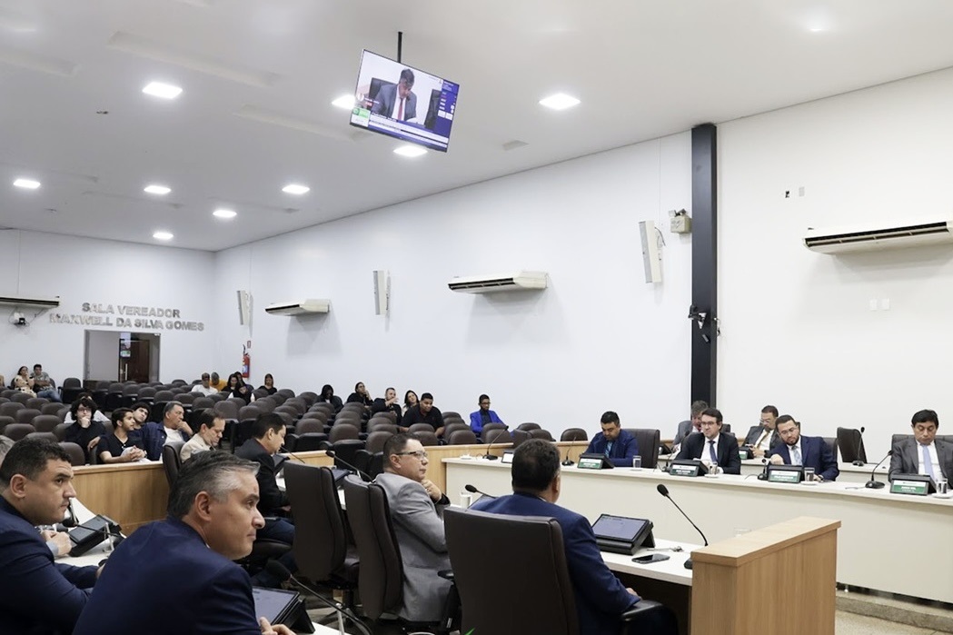 camara-de-rio-verde-aprova-ldo-de-2027-e-mais-41-materias-em-junho