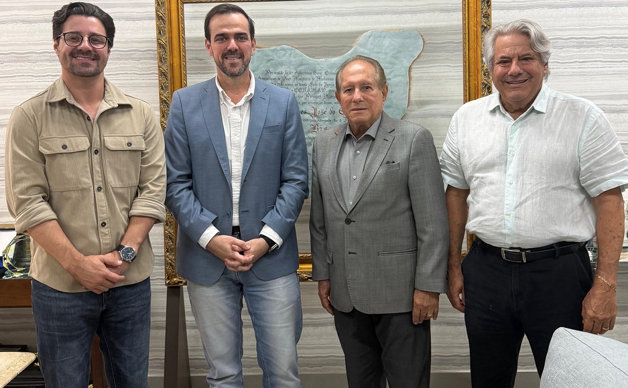 mendanha-discute-eleicao-majoritaria-com-liderancas-da-base-governista