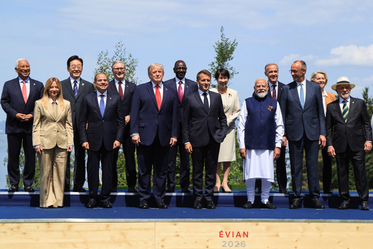 lula-participa-de-foto-de-familia-do-g7-ampliado-e-nao-interage-com-trump