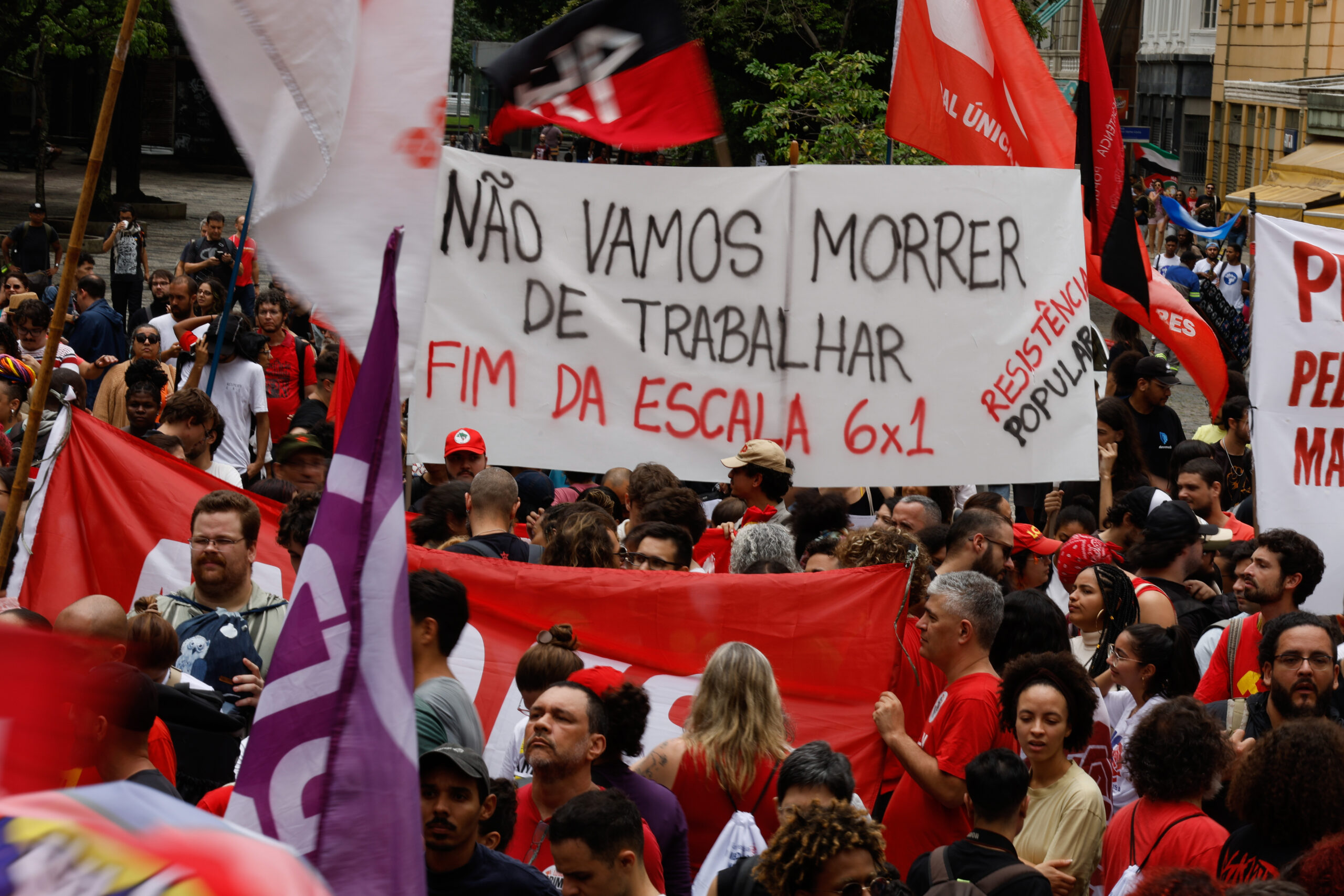 governo-retira-urgencia-de-projeto-de-lei-que-regula-fim-da-escala-6×1