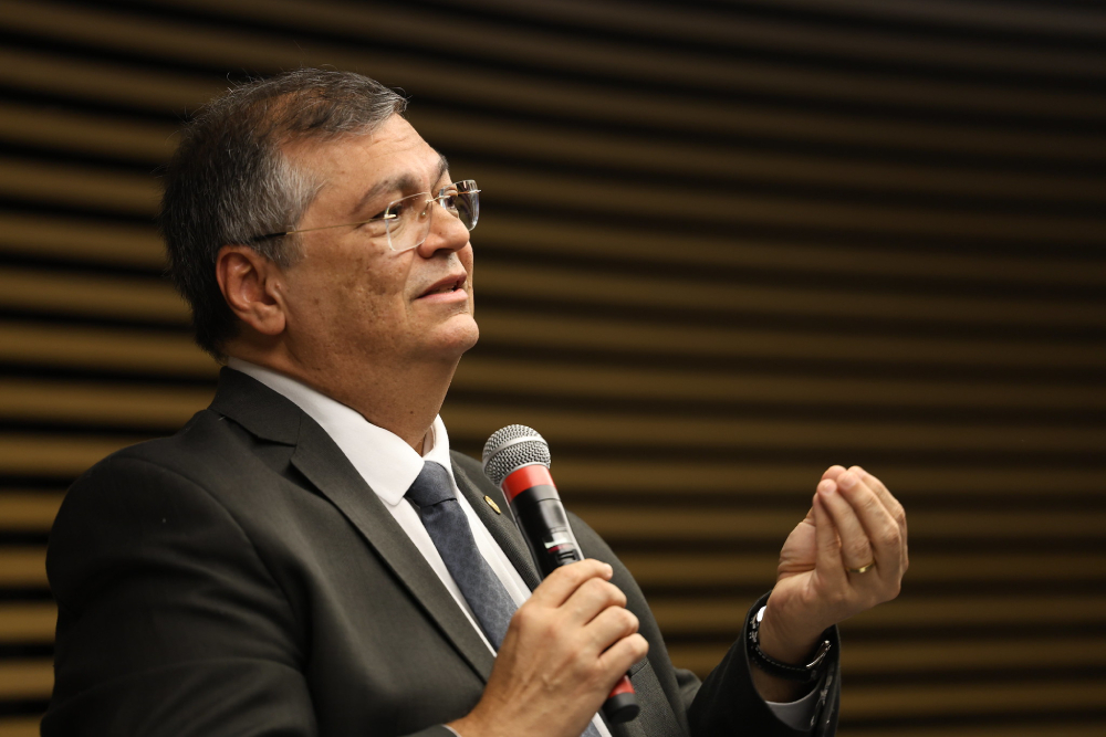 dino-diz-que-stf-respeita-jurisdicoes-de-outros-paises,-as-vezes-sem-reciprocidade