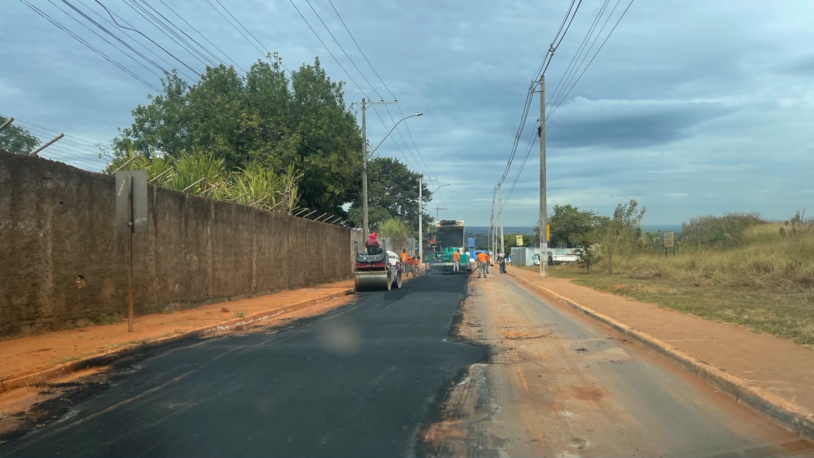 novacap-amplia-obra-da-avenida-del-lago,-no-itapoa
