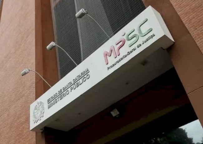 grupo-neonazista-denunciado-a-justica-tinha-pm-e-escriva-entre-membros