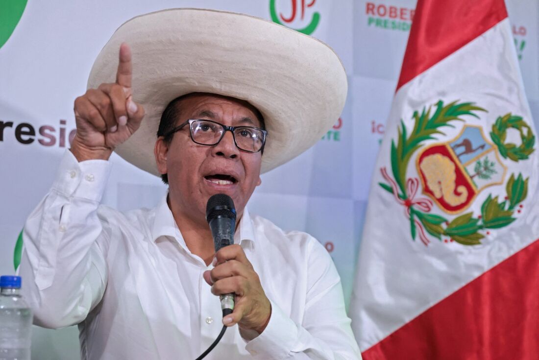 sanchez-convoca-protesto-em-‘respeito-ao-voto’-no-peru