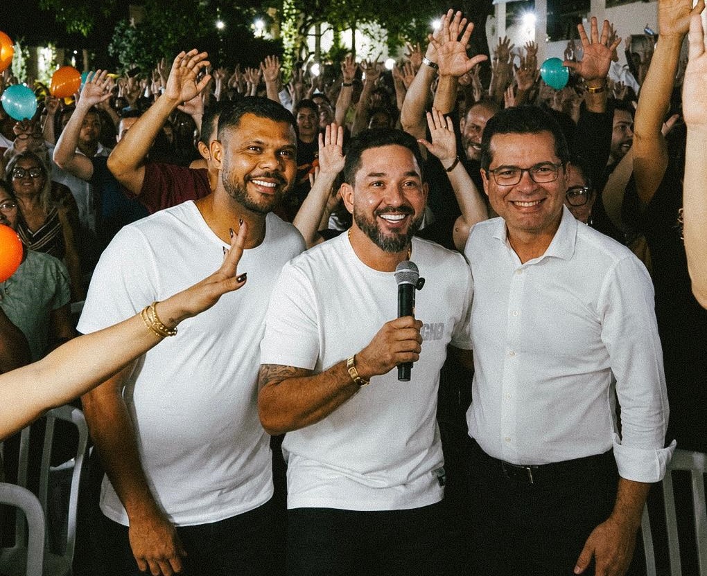 thialu-reune-liderancas-em-apoio-a-romario-policarpo-para-deputado-estadual