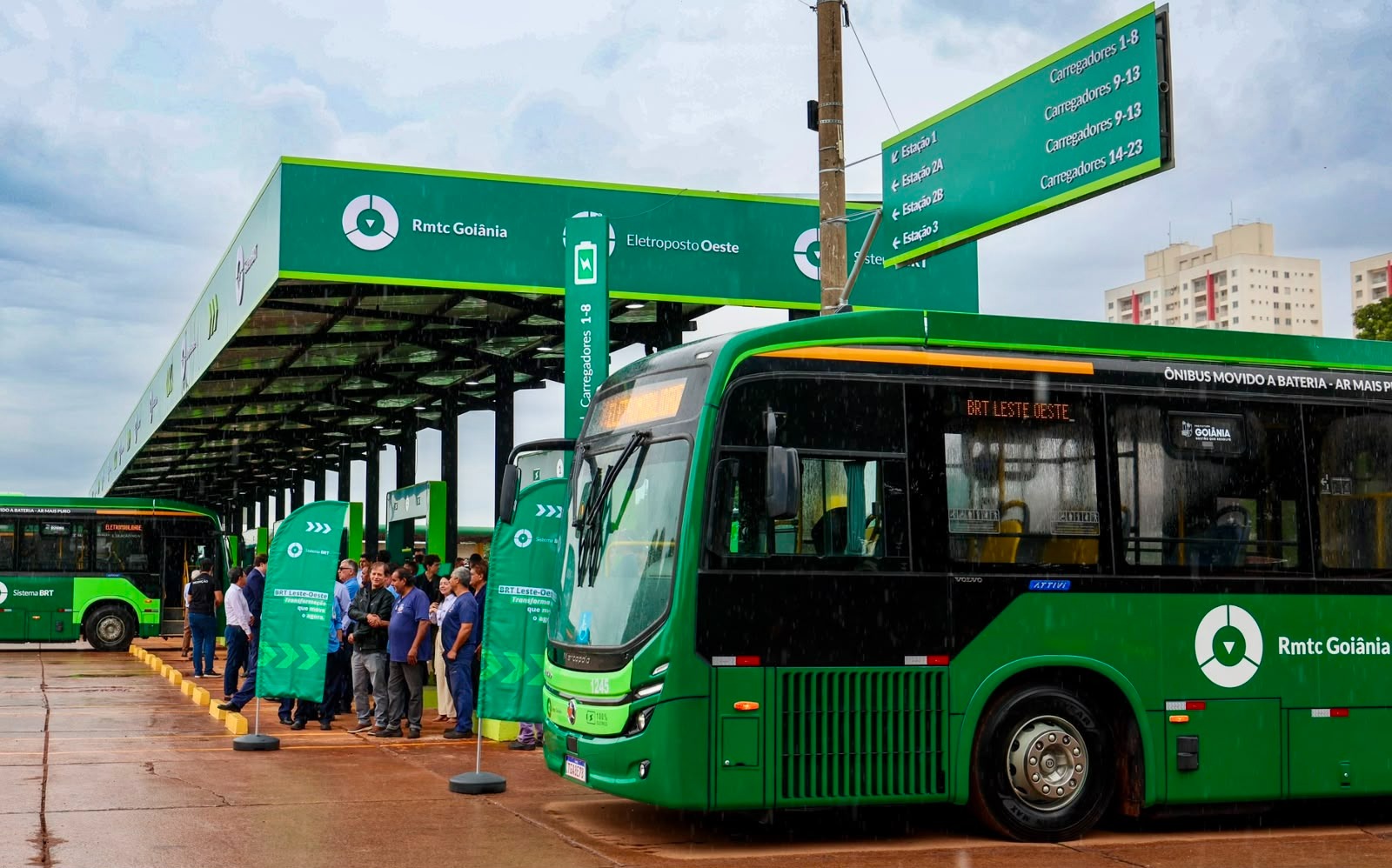 festa-do-divino-pai-eterno-preve-onibus-24-horas-e-mais-de-1,4-mil-viagens