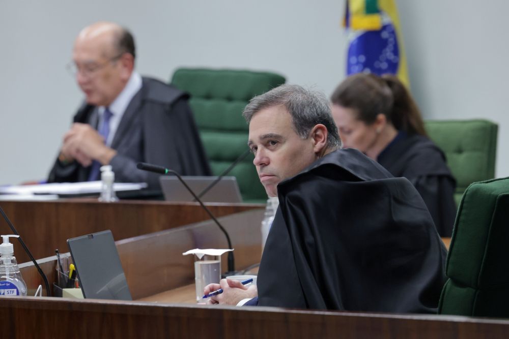 mendonca-cometeu-erro-crasso-ao-tratar-de-delacao-de-vorcaro-com-advogados,-diz-gilmar