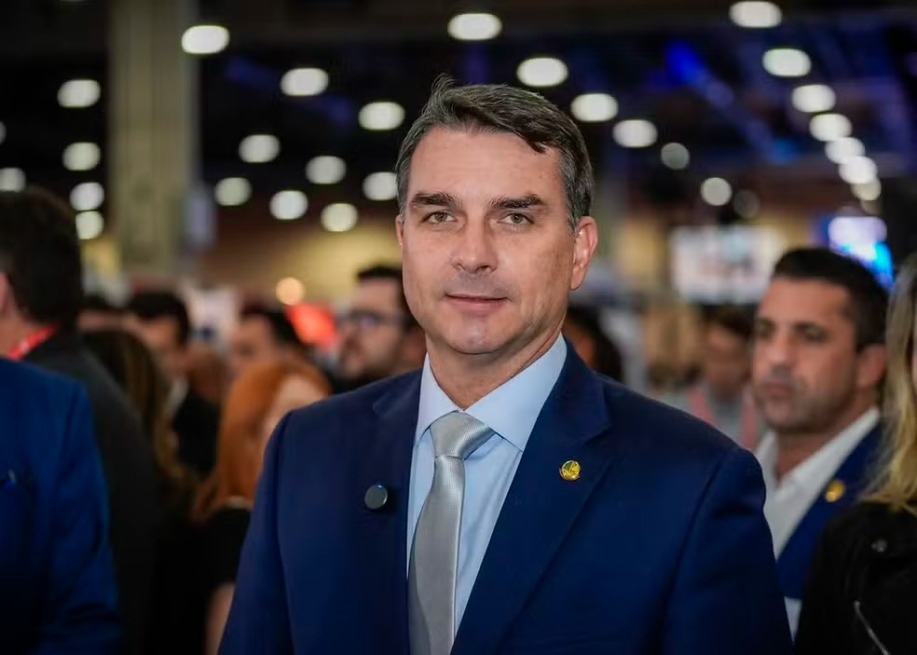 pre-campanha-de-flavio-teme-que-supremo-esvazie-tse-e-o-prejudique-na-disputa-com-lula