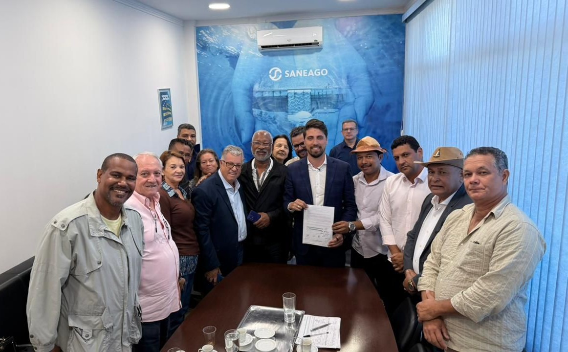 saneago-e-prefeitura-confirmam-ampliacao-da-rede-de-agua-em-valparaiso