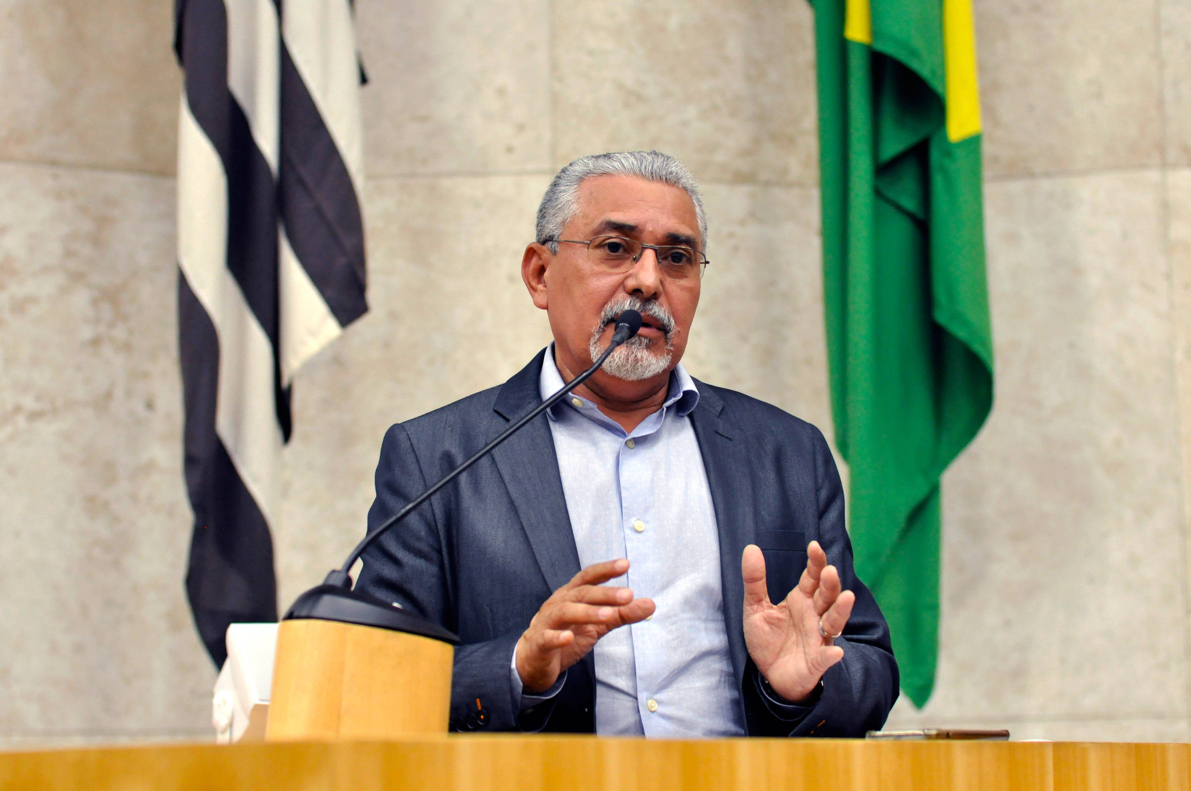 vereador-senival-moura,-preso-sob-suspeita-de-elo-com-pcc,-pede-afastamento-do-pt