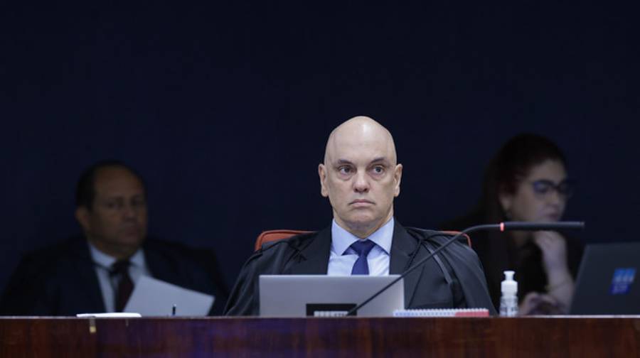 moraes-arquiva-investigacoes-contra-parlamentares-bolsonaristas-por-incitacao-ao-8-de-janeiro