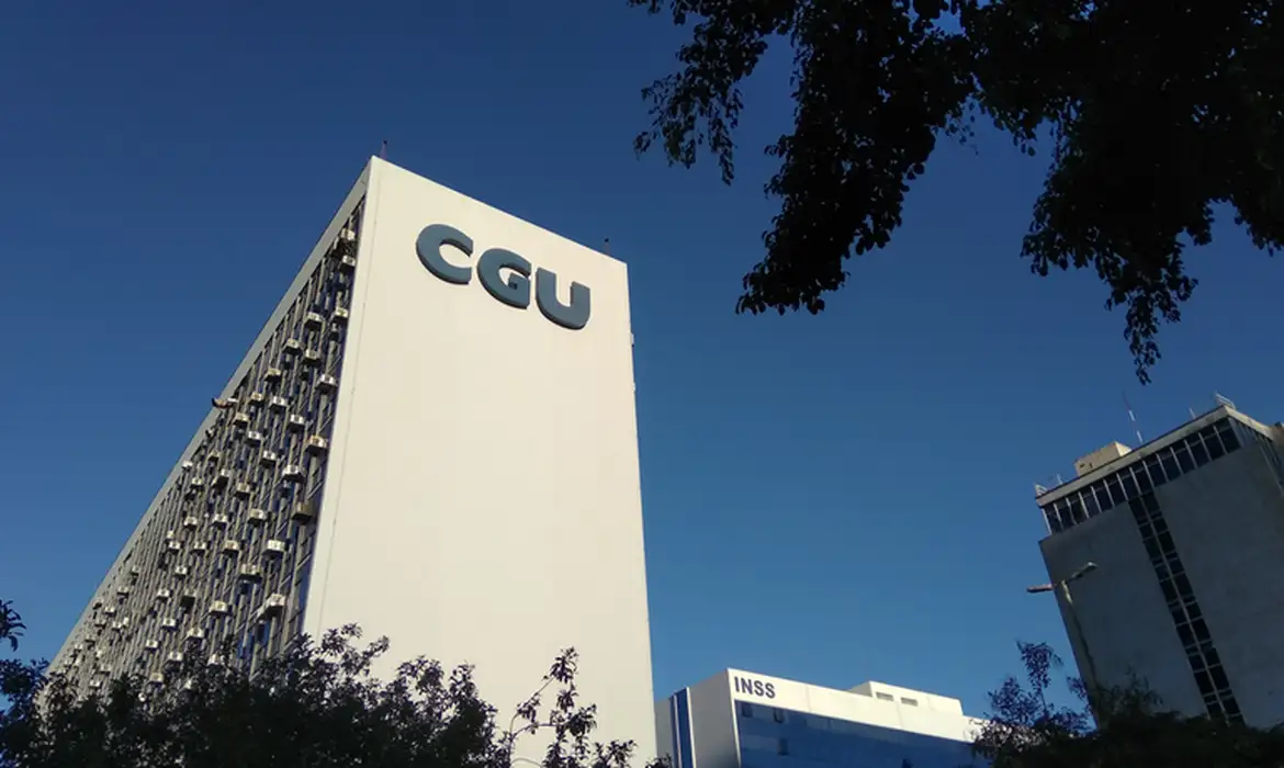 cgu-lanca-informa.br-com-ia-para-acesso-a-dados-publicos