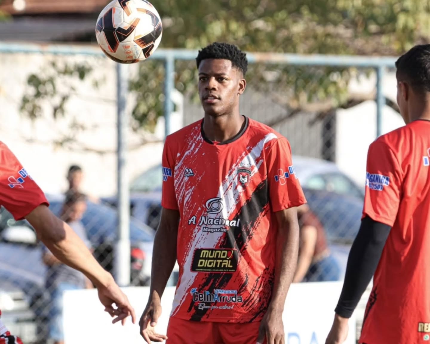 jogador-de-futebol-morre-em-acidente-na-go-070-em-goianira