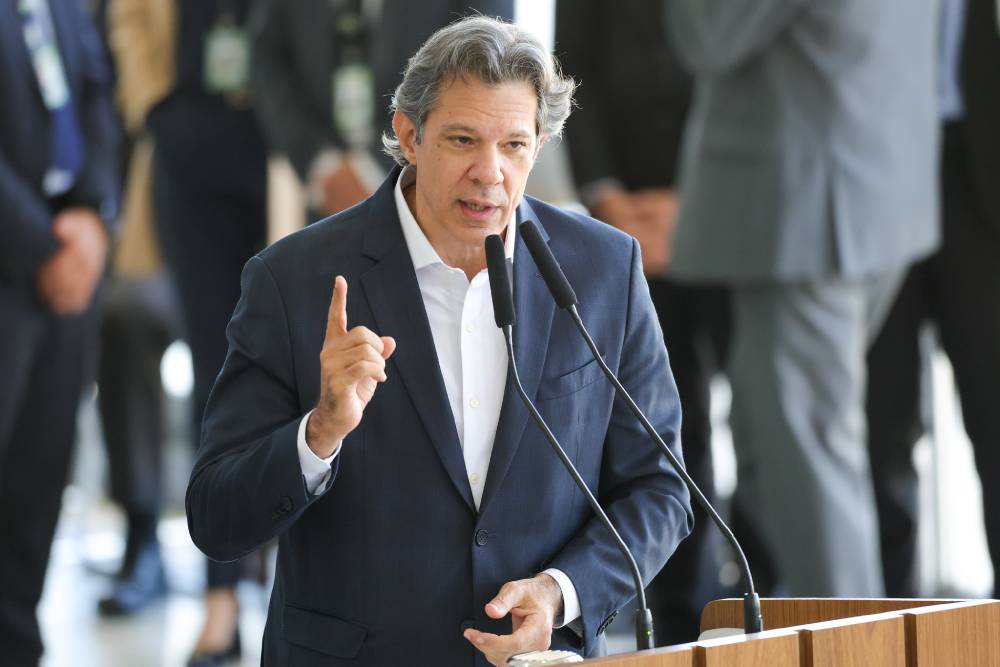 aula-de-haddad-em-campinas-e-interrompida-por-confusao-envolvendo-integrantes-do-mbl