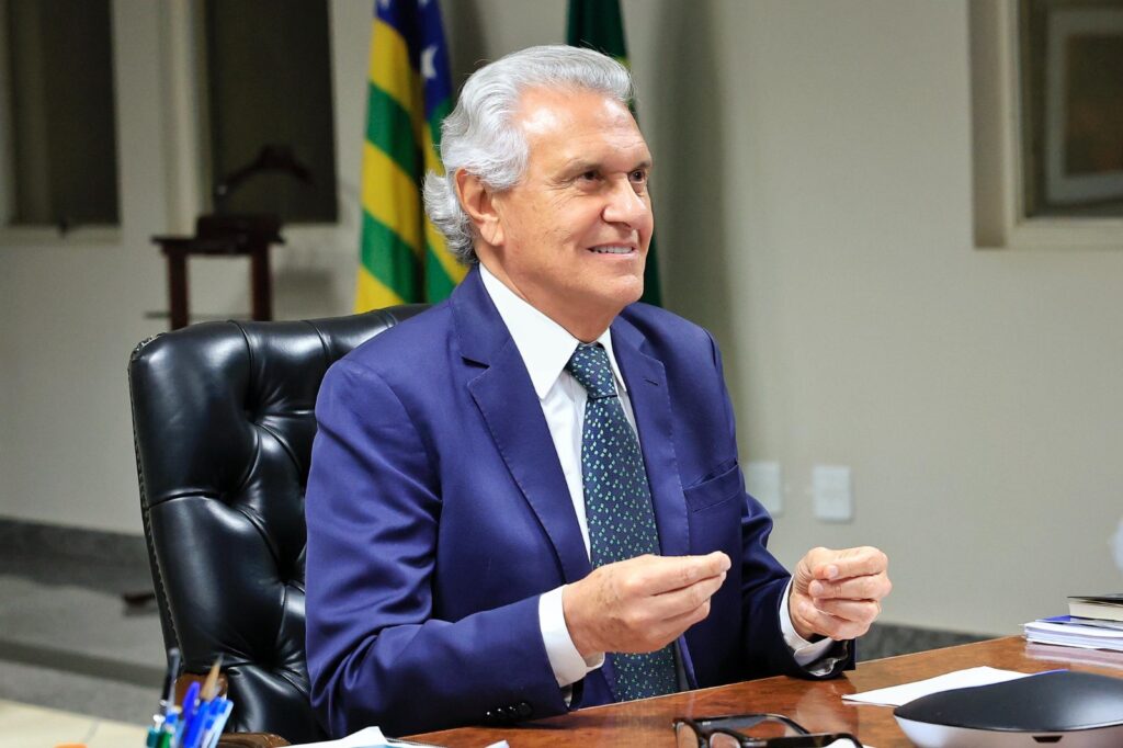 caiado,-sobre-tarifas:-tenho-coragem-de-assinar-projeto-que-tipifique-traicao-a-patria