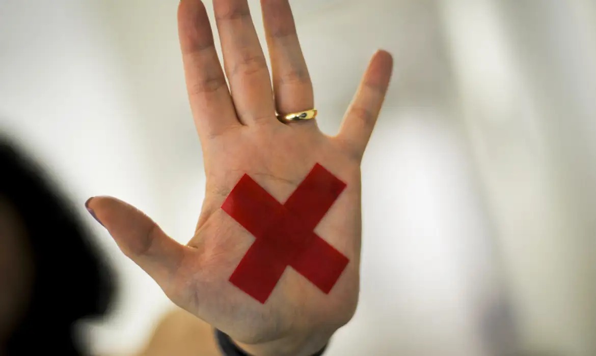 projeto-cria-regras-para-cobertura-da-violencia-contra-a-mulher
