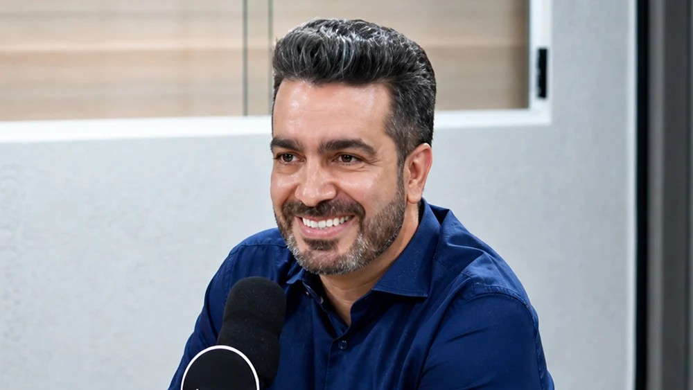 pre-candidato-a-presidencia-promete-iphone-de-graca-a-quem-fizer-curso-de-empreendedorismo