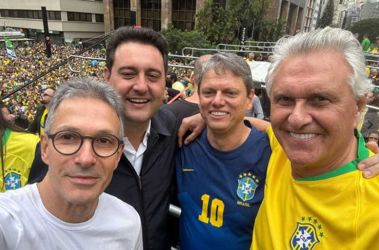cobicado-por-pl-e-novo,-podemos-tende-a-neutralidade-nas-eleicoes
