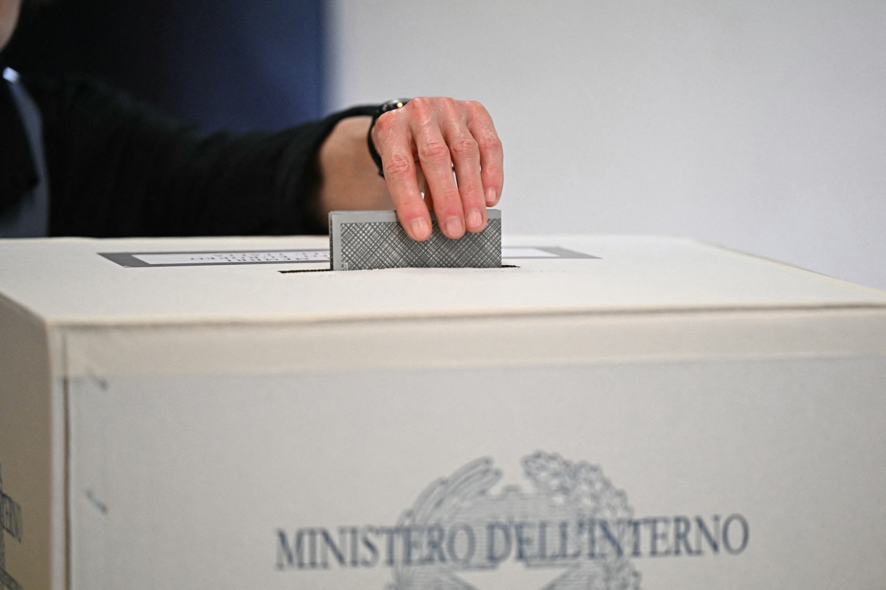 reforma-eleitoral-italiana:-modernizar-nao-pode-significar-restringir-a-democracia
