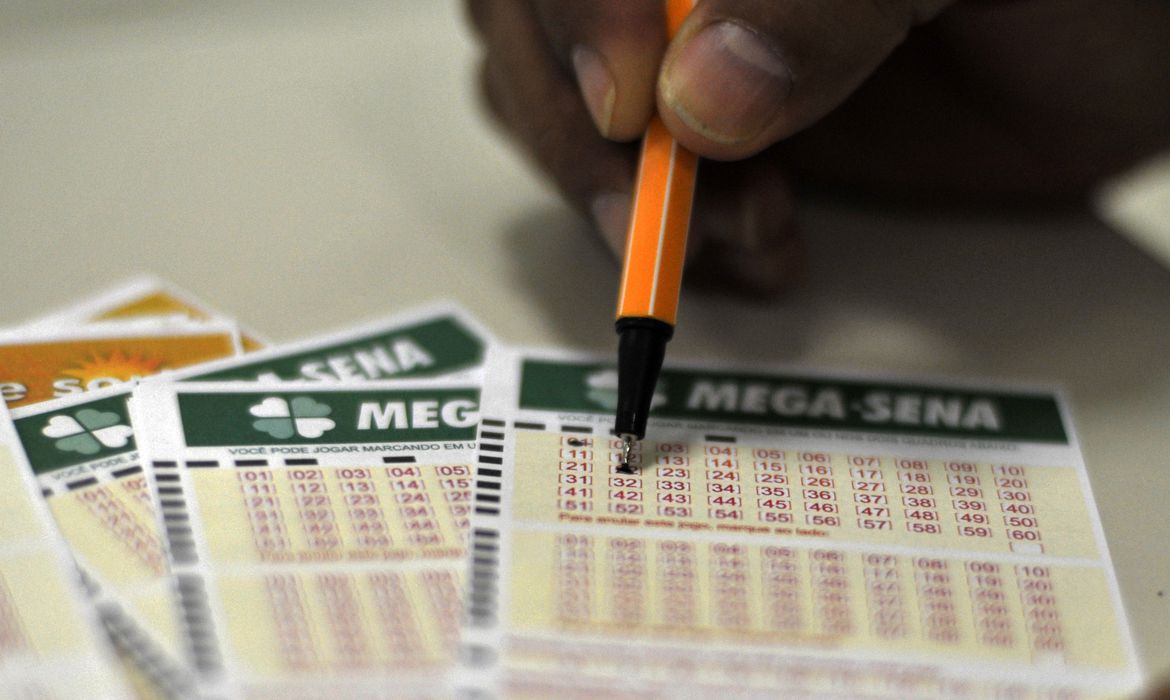 mega-sena-acumula-e-proximo-premio-pode-chegar-a-r$-100-milhoes