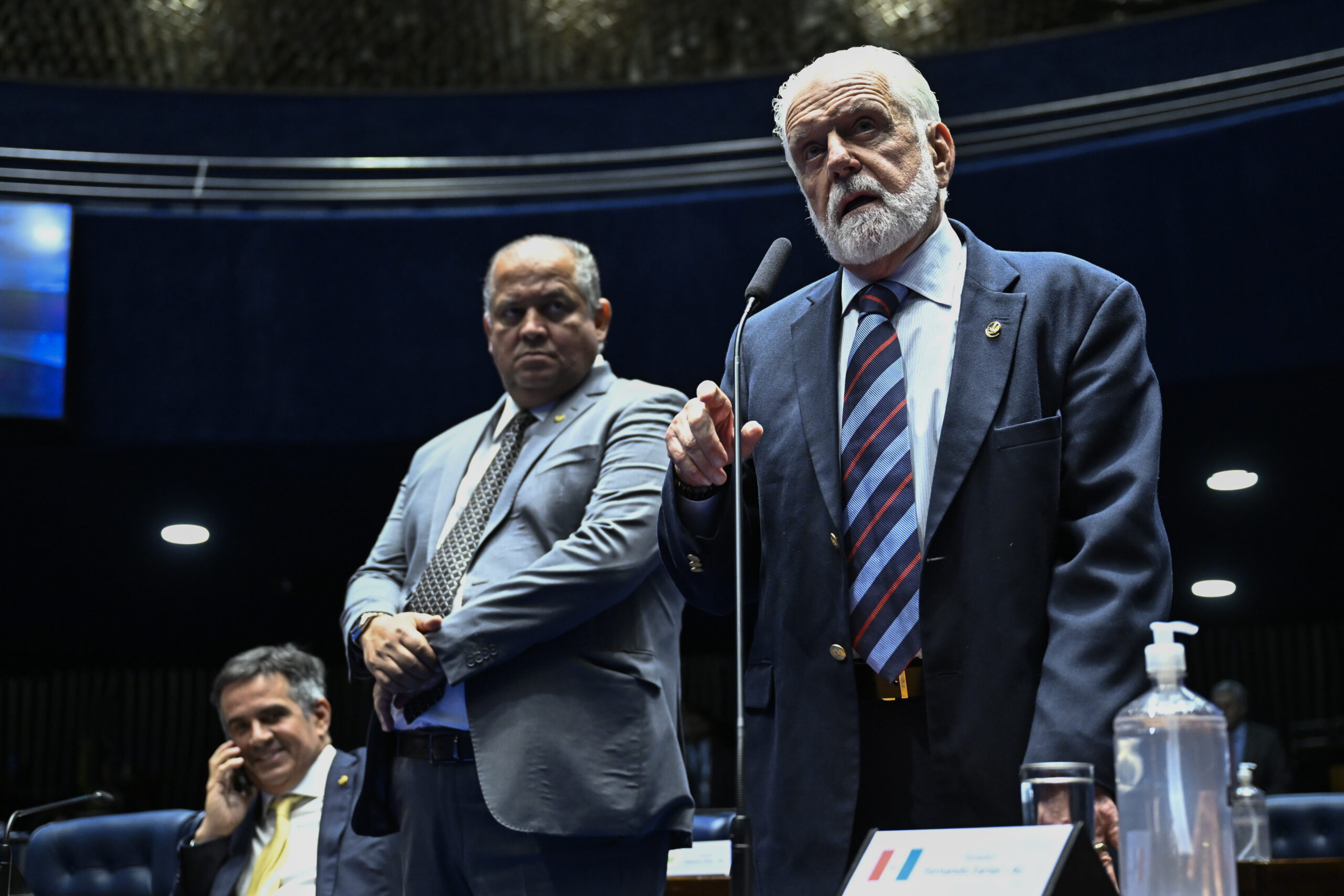 caso-master-chega-ao-conselho-de-etica-e-aumenta-pressao-sobre-jaques-wagner