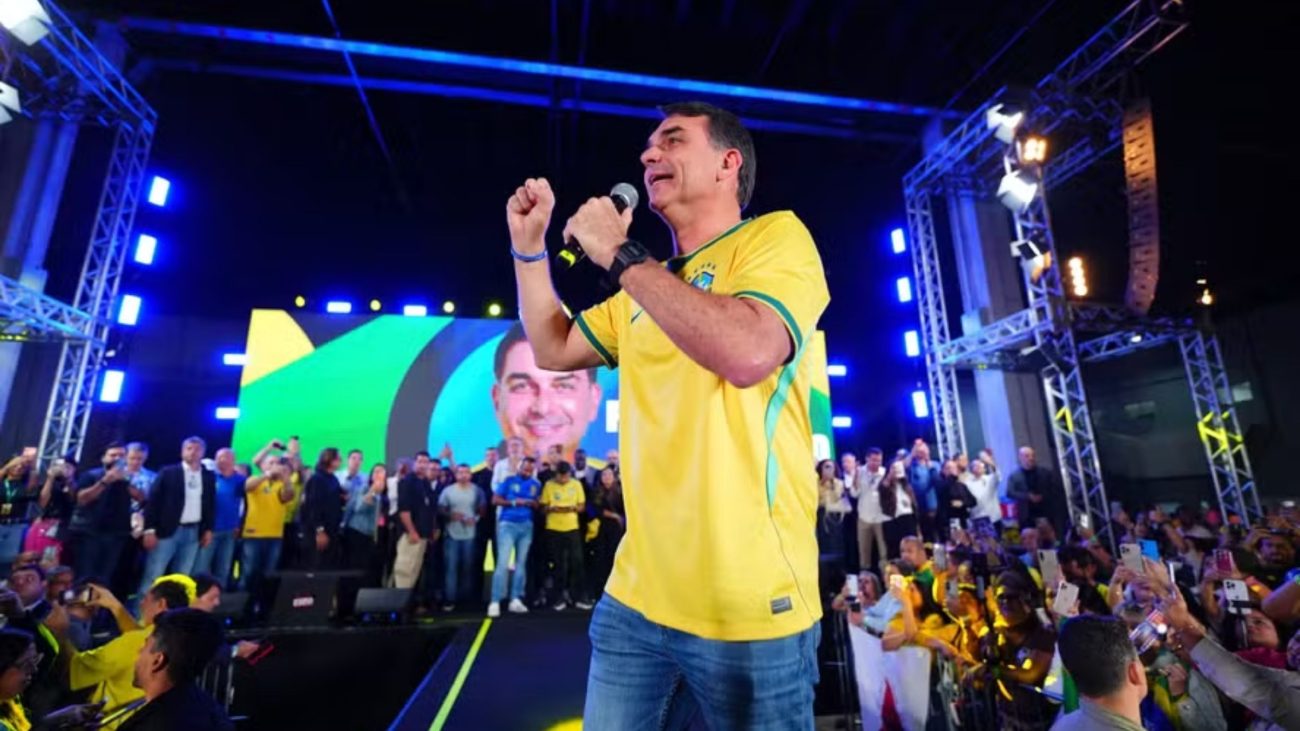 flavio-bolsonaro-mira-sp-com-troca-de-marqueteiro-e-diz-nao-entender-rejeicao-entre-mulheres