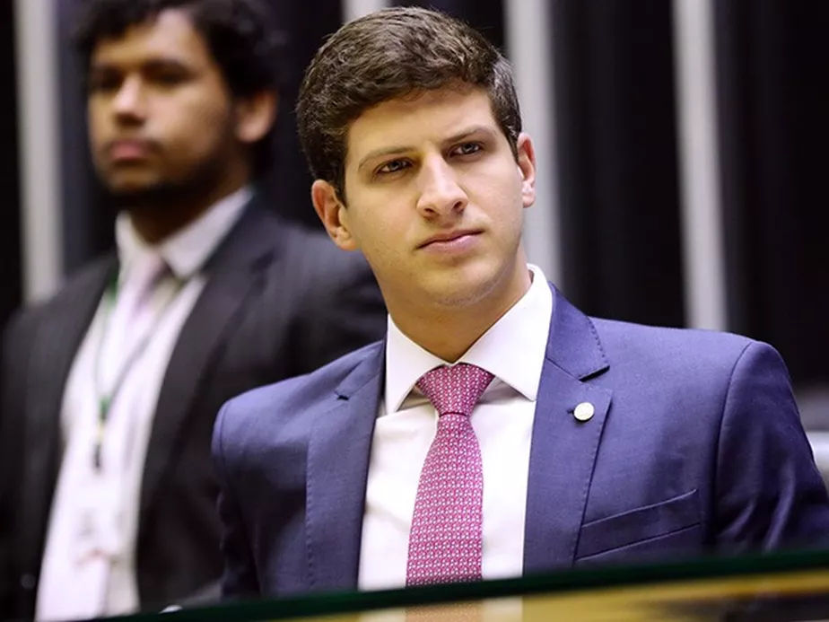 raquel-lyra-e-joao-campos-empatam-no-2o-turno-em-pernambuco,-diz-datafolha