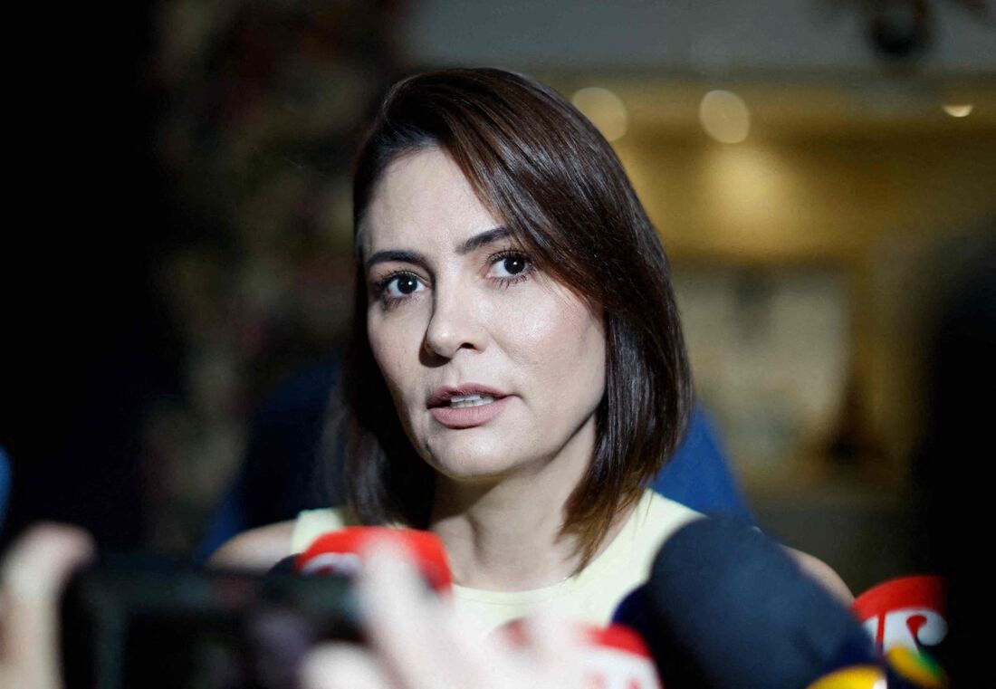 ex-primeira-dama-michelle-bolsonaro-sera-candidata-ao-senado