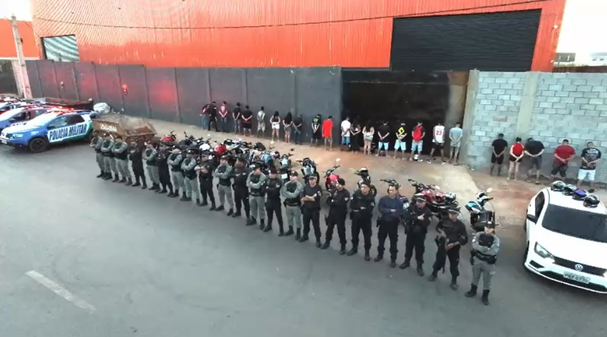 nova-operacao-zero-grau-apreende-15-veiculos-em-aparecida