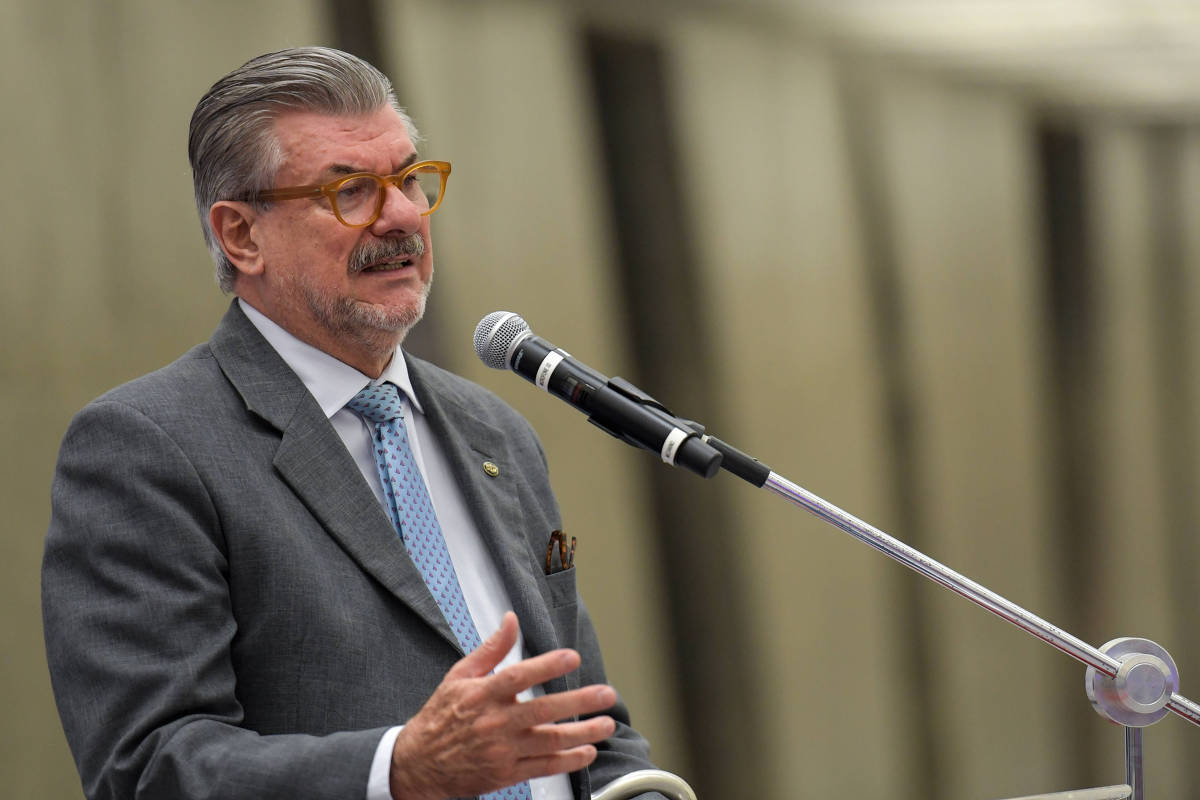 ministros-do-stj-cogitam-contrariar-stf-e-punir-com-aposentadoria-colega-acusado-de-assedio