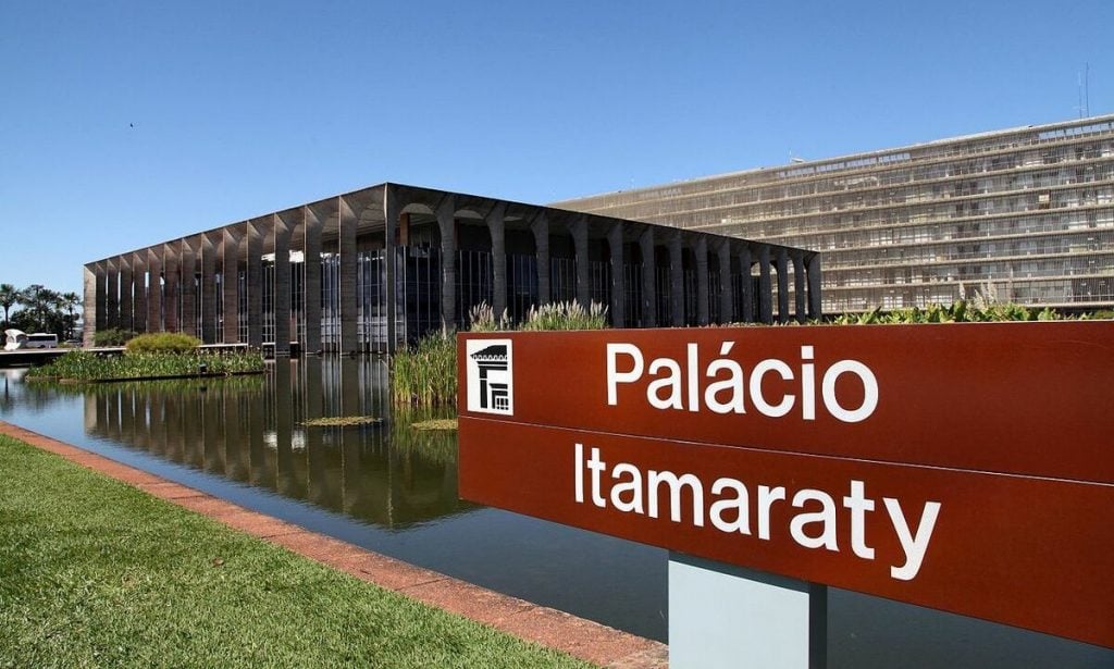 itamaraty-dispensa-embaixador-da-argentina-no-brasil-e-rebaixa-relacao-com-pais-vizinho