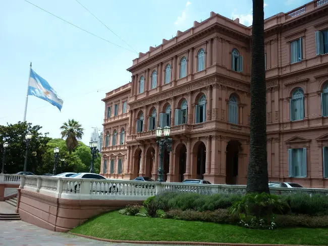 milhares-marcham-na-argentina-no-dia-de-sao-caetano,-padroeiro-do-pao-e-do-trabalho