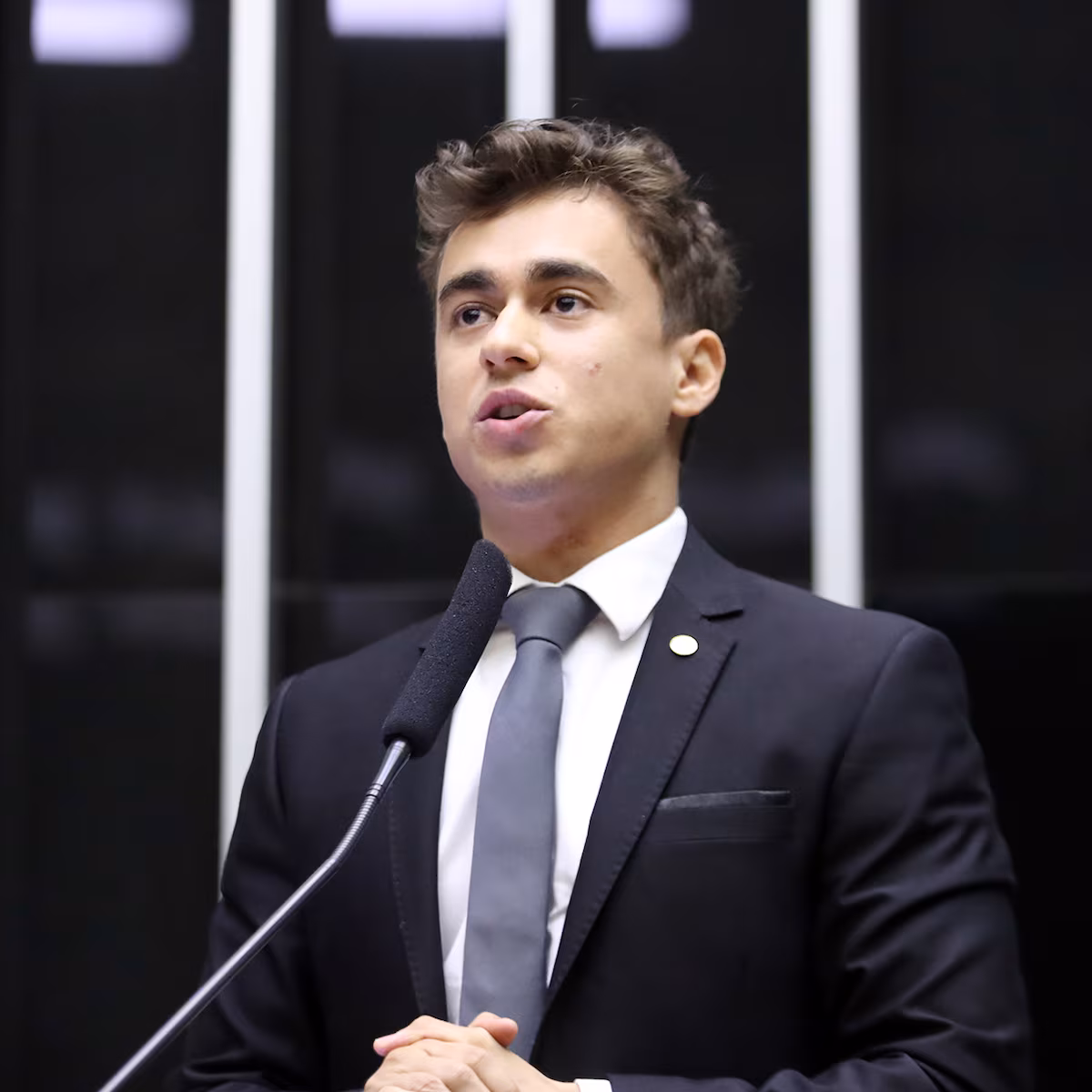 nikolas-ferreira-passa-de-r$-36-mil-a-r$-3,9-milhoes-em-bens-declarados-a-justica-eleitoral