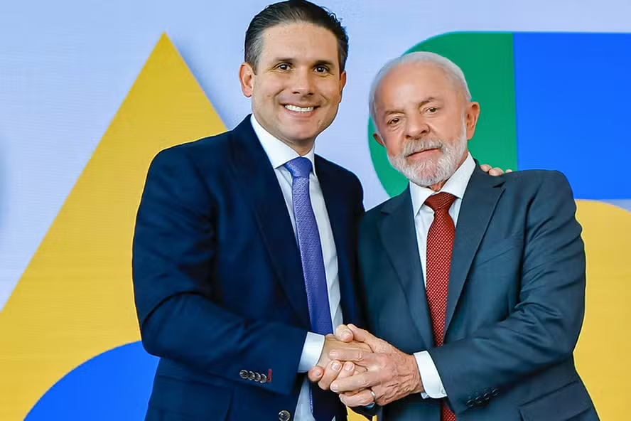 hugo-motta-declara-apoio-a-reeleicao-de-lula