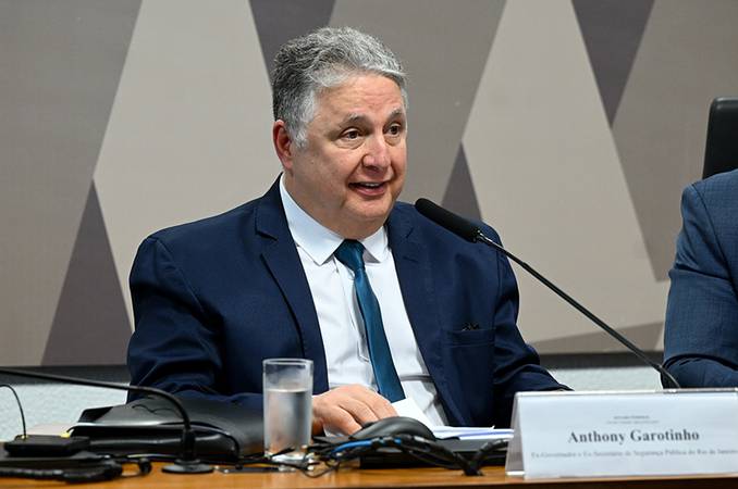 justica-do-rio-suspende-direitos-politicos-de-garotinho-por-8-anos