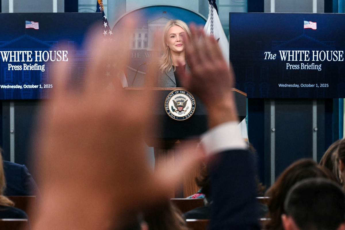 trump-anuncia-saida-de-sua-principal-porta-voz