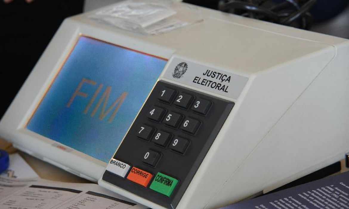 eleitorado-jovem-recua-22%-com-envelhecimento-da-populacao